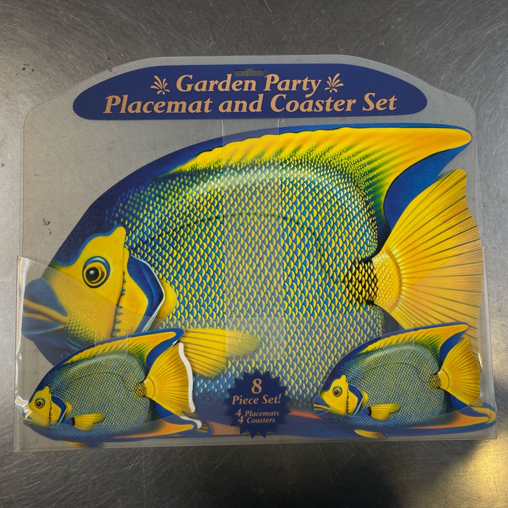 Fish placemat and coaster set